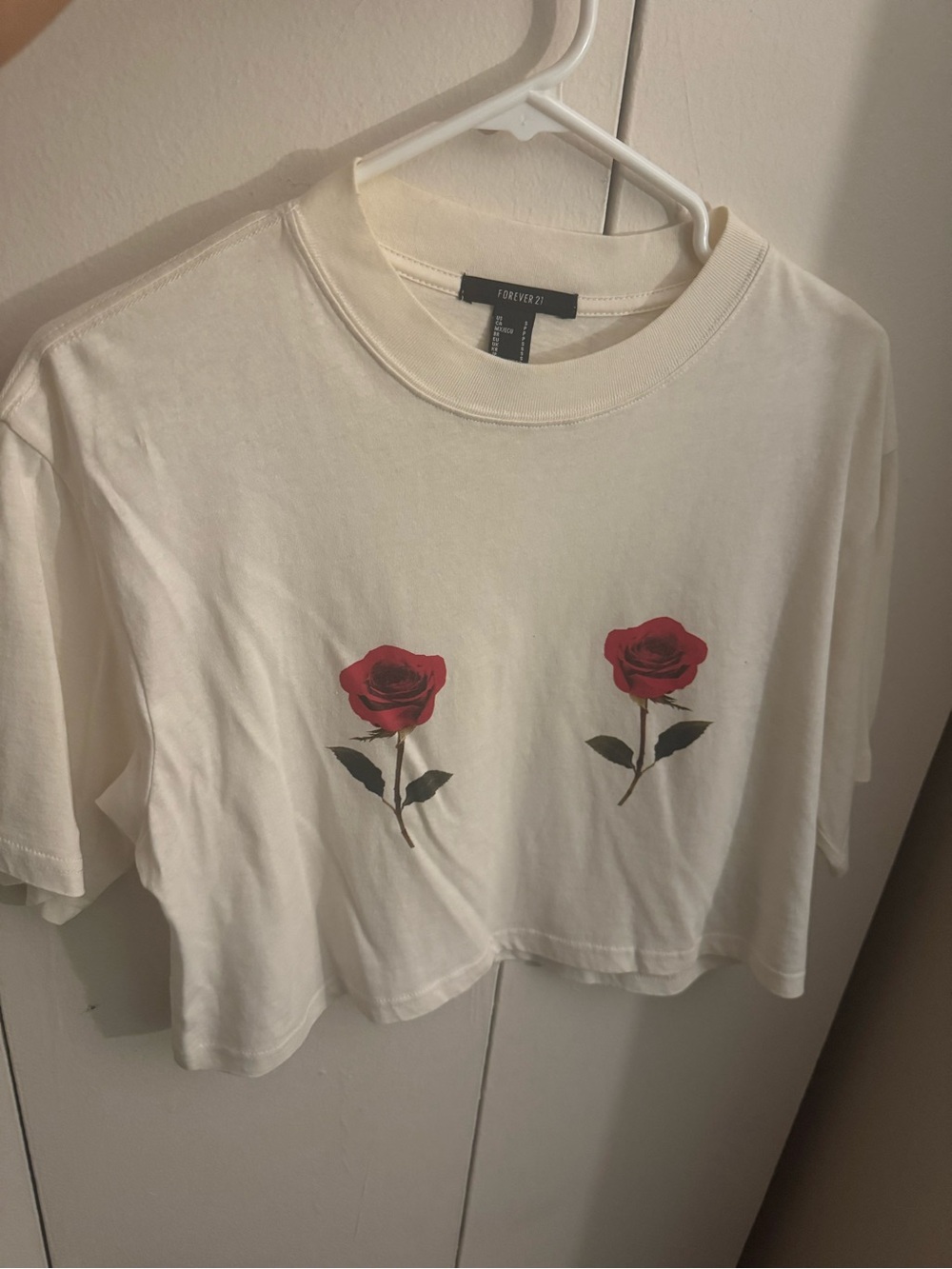 Forever 21 Cream Cropped Tee with Red Rose Prints